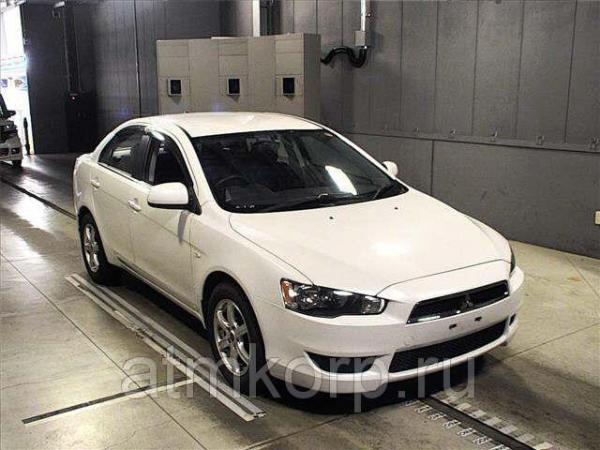 Спортивный седан MITSUBISHI GALANT FORTIS гв 2011 полный привод 4 wd пробег 96 т.км цвет белый